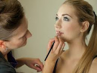 waterproof makeup karne ka tarika (वाटरप्रूफ मेकअप करने का तरीका)