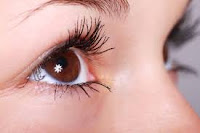 makeup karna sikhaye